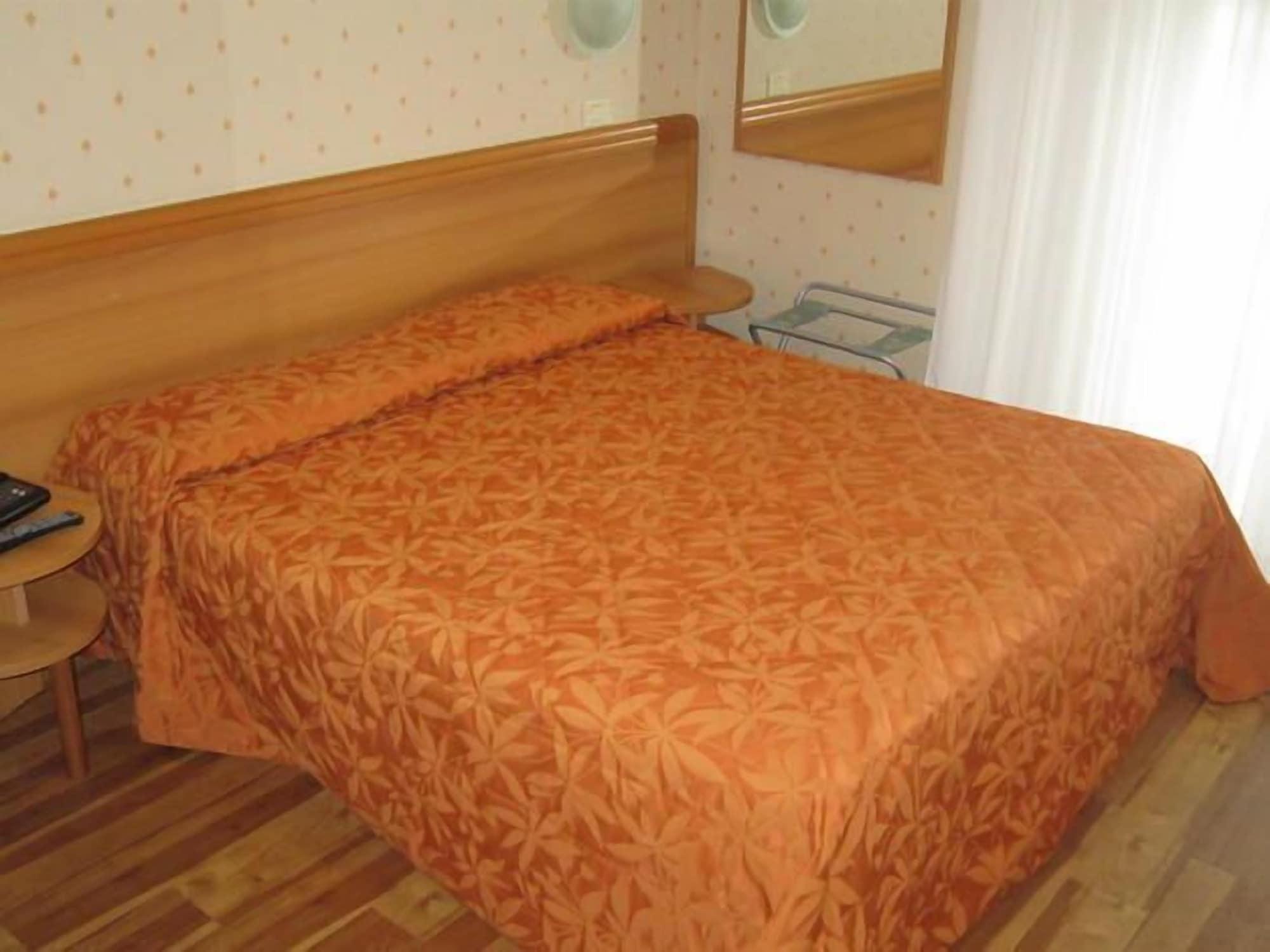 Hotel San Francisco Spiaggia Rimini Esterno foto